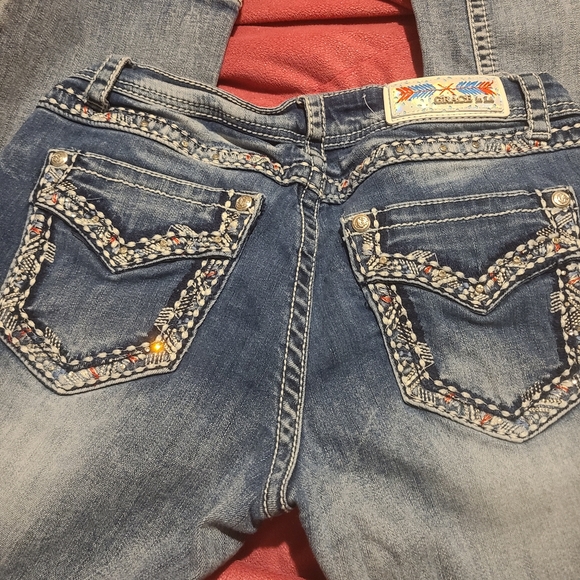 Grace in LA boot cut jeans - Picture 2 of 3